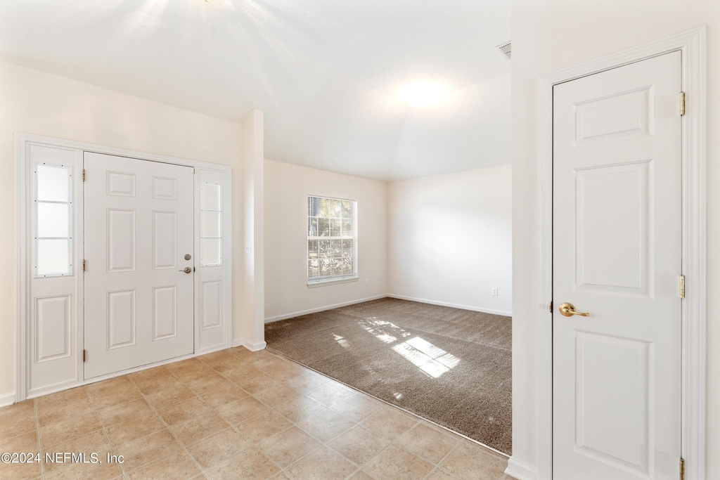 12387 Arrowleaf Lane - Photo 11