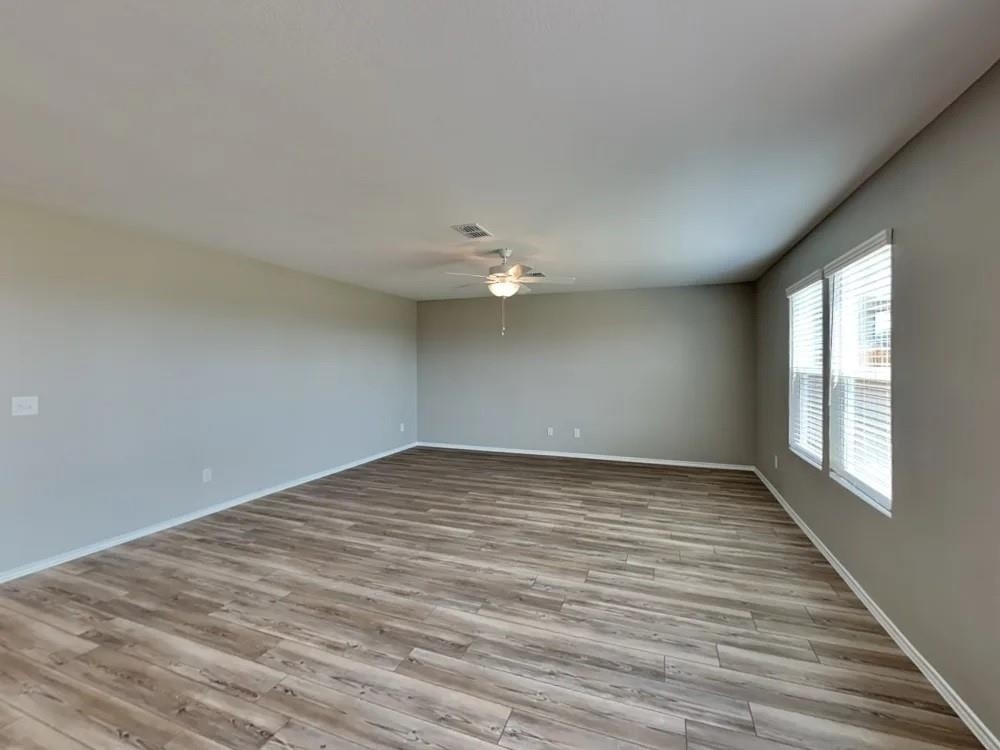 1511 Greyleaf - Photo 2