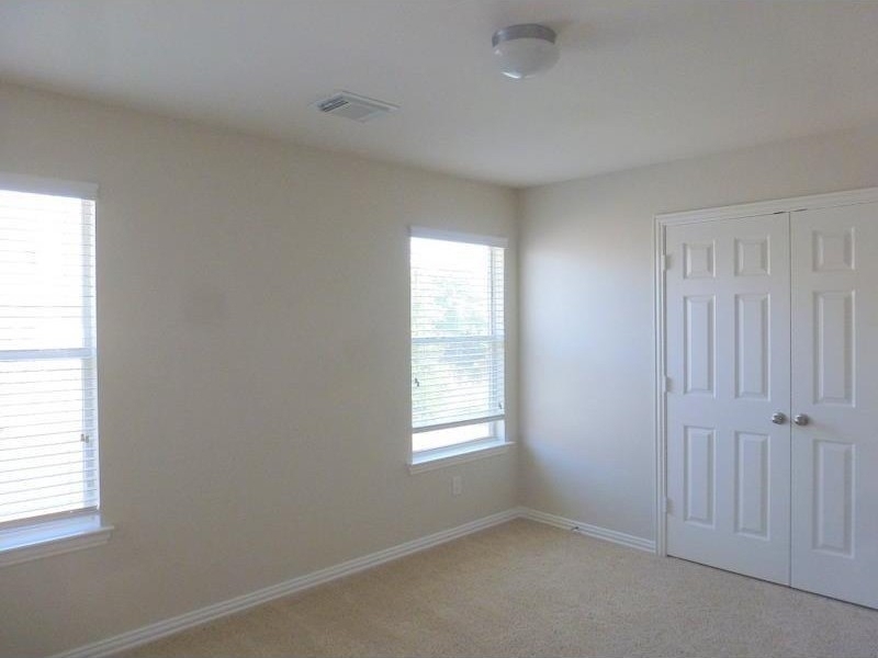 2729 Raspberry Court - Photo 14