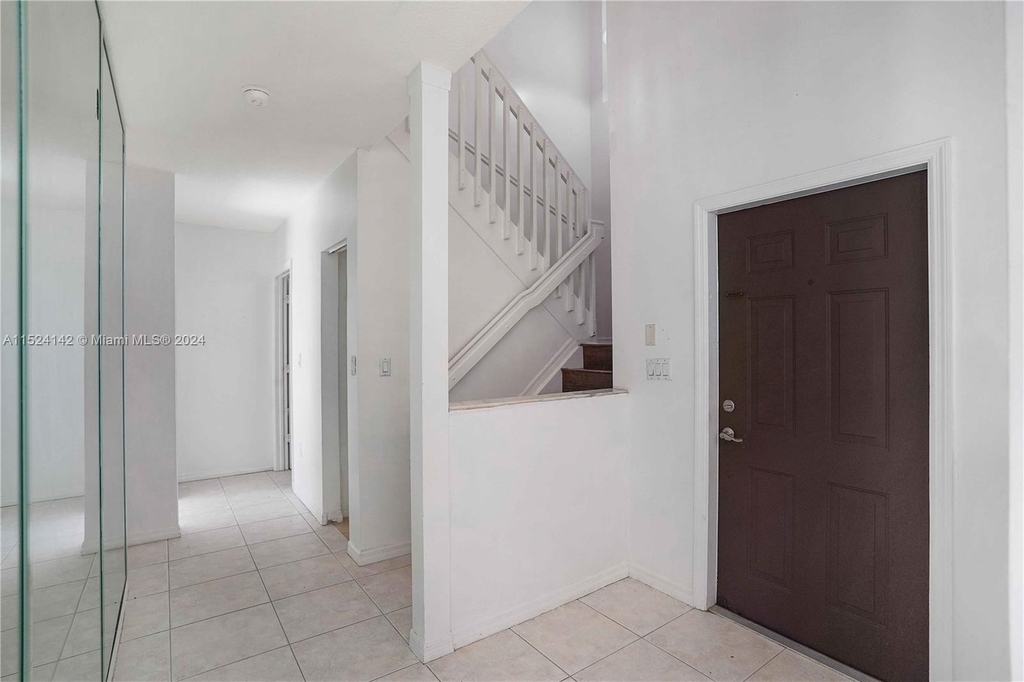 8882 Sw 208th Ter - Photo 11