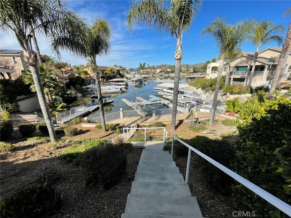 24130 Cruise Circle Drive - Photo 2