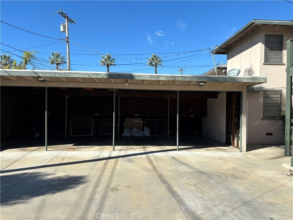 322 E Badillo Street - Photo 10