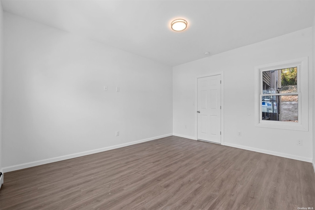 295 Mclean Avenue - Photo 13