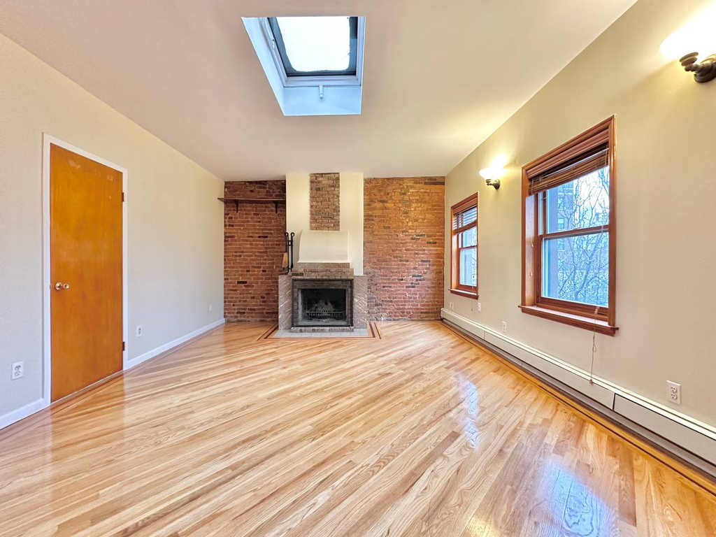 38 Greene Avenue - Photo 4