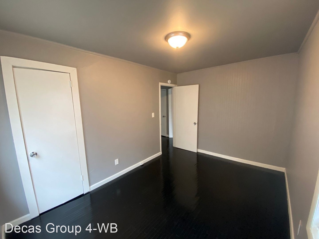 5700 Court Q - Photo 14