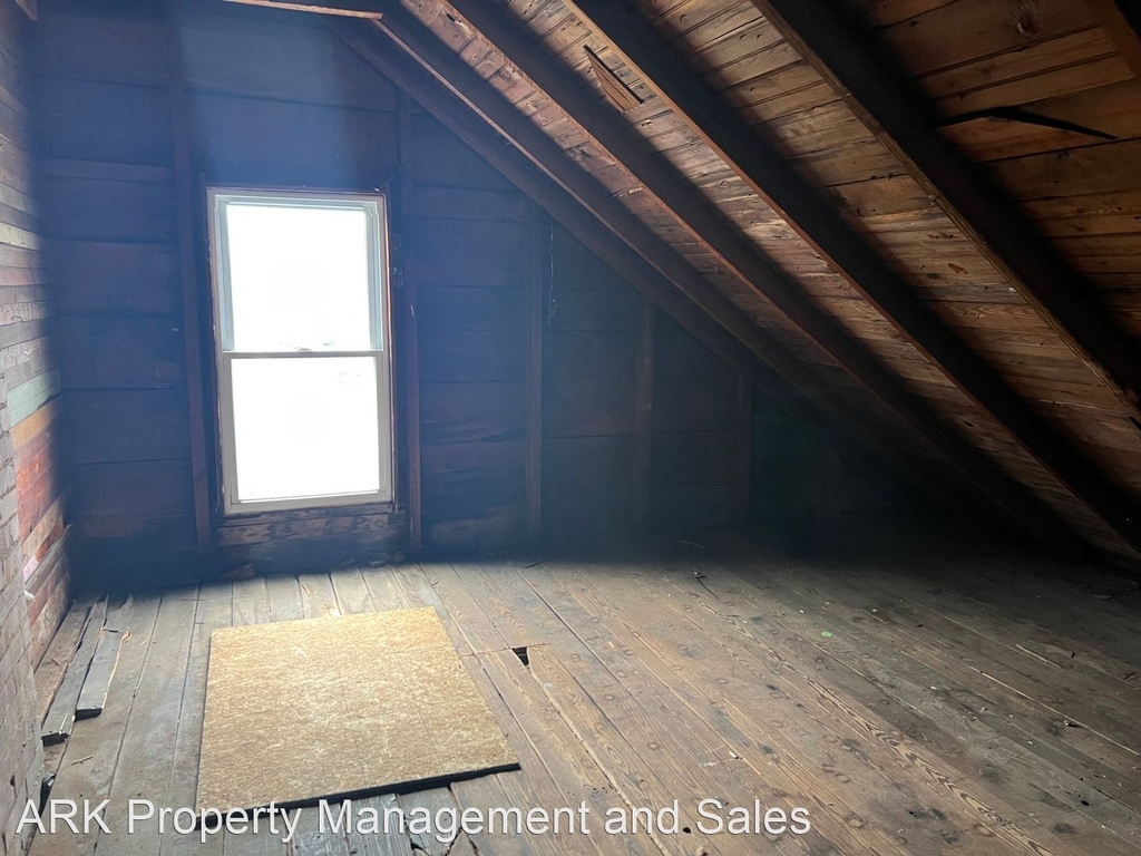 732 Center Street - Photo 20