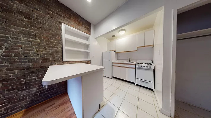 164 East 90th Street - Photo 2