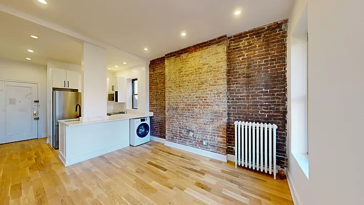 525 East 83rd Street - Photo 1