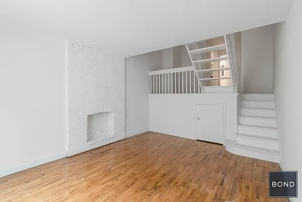 403 East 87th Street - Photo 1