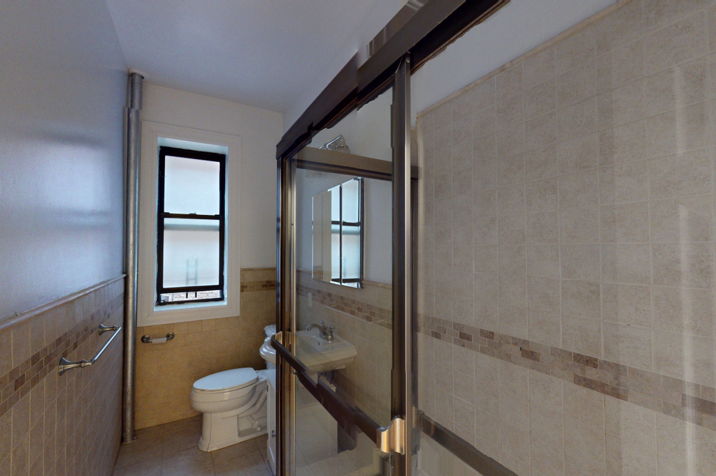 501 West 101 - Photo 7