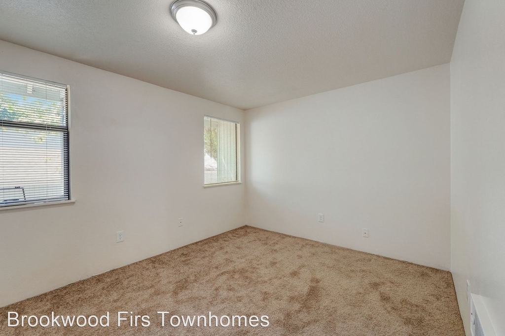 140 Ne 47th Avenue - Photo 4