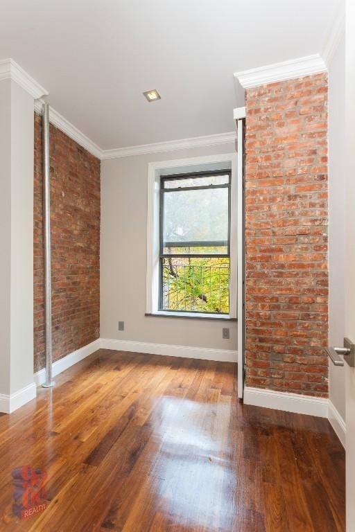 16 East 116th Street - Photo 1