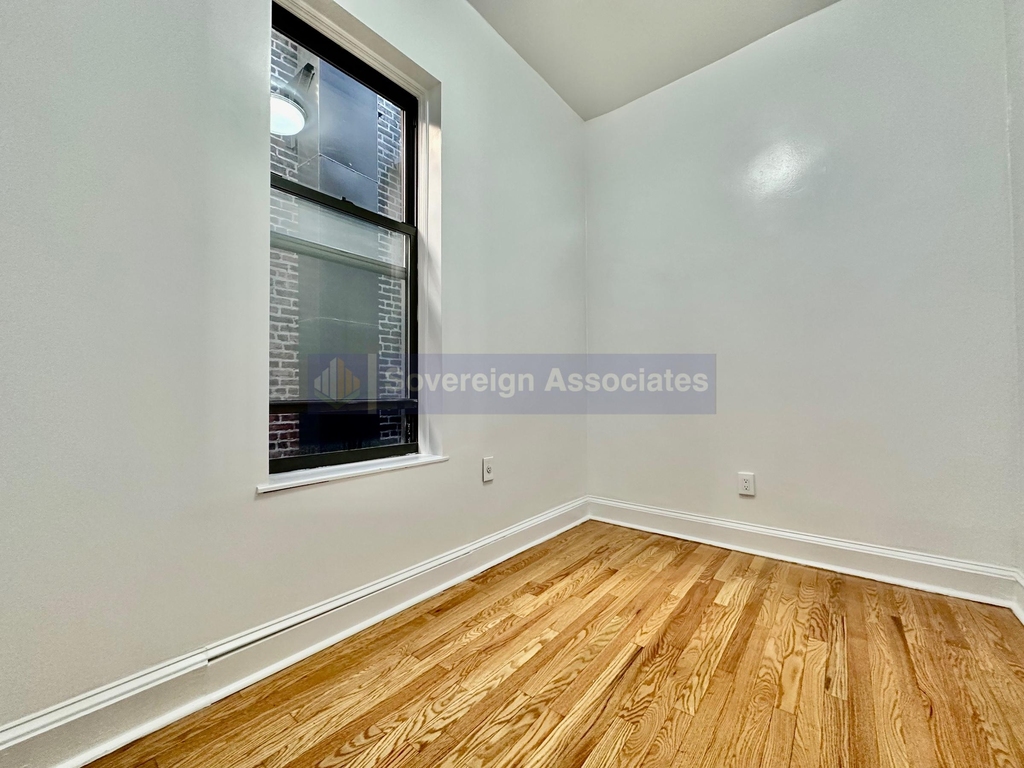 936 Amsterdam Avenue - Photo 9