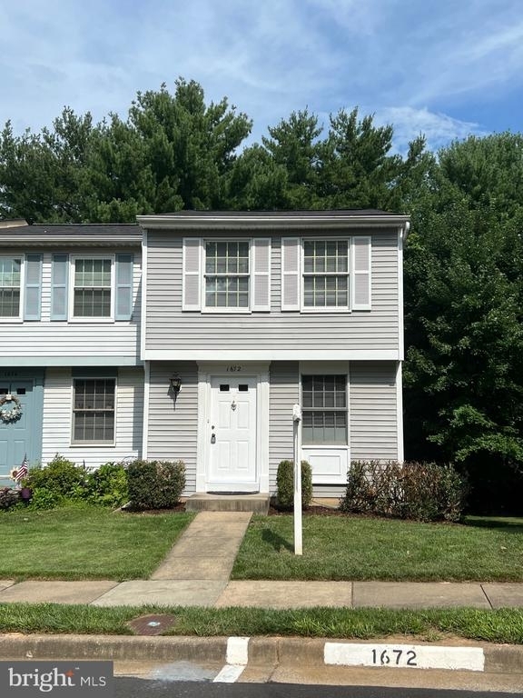 1672 Harvest Green Ct - Photo 2