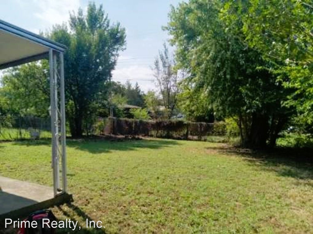 4022 Nw 34 - Photo 19