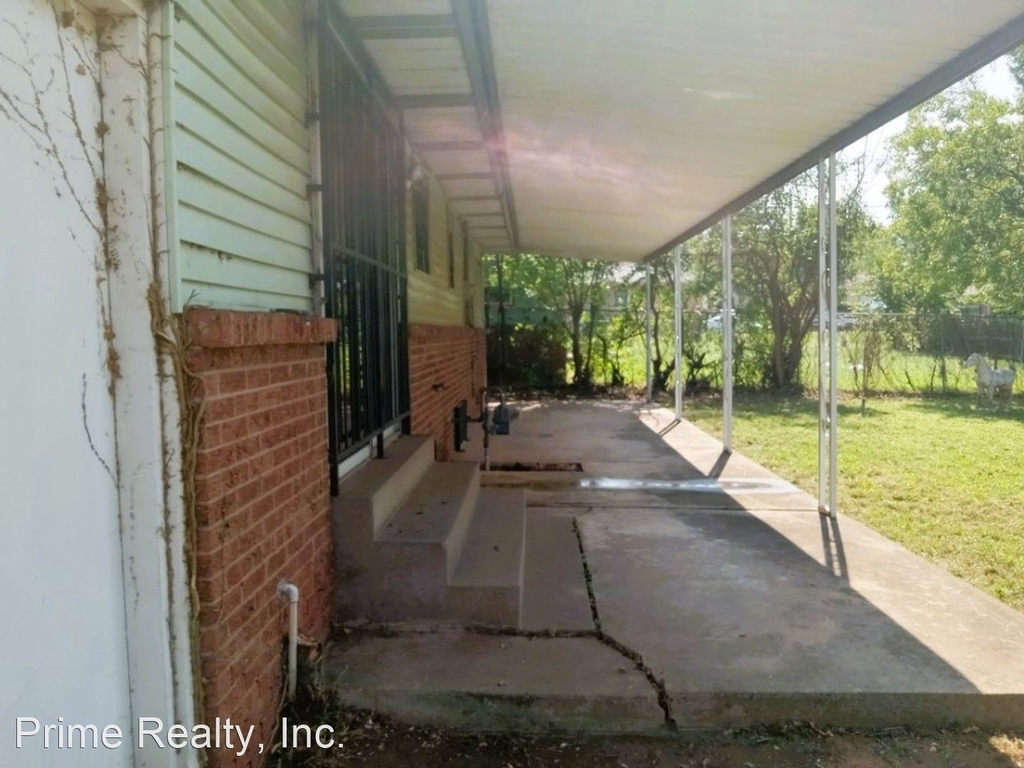 4022 Nw 34 - Photo 20