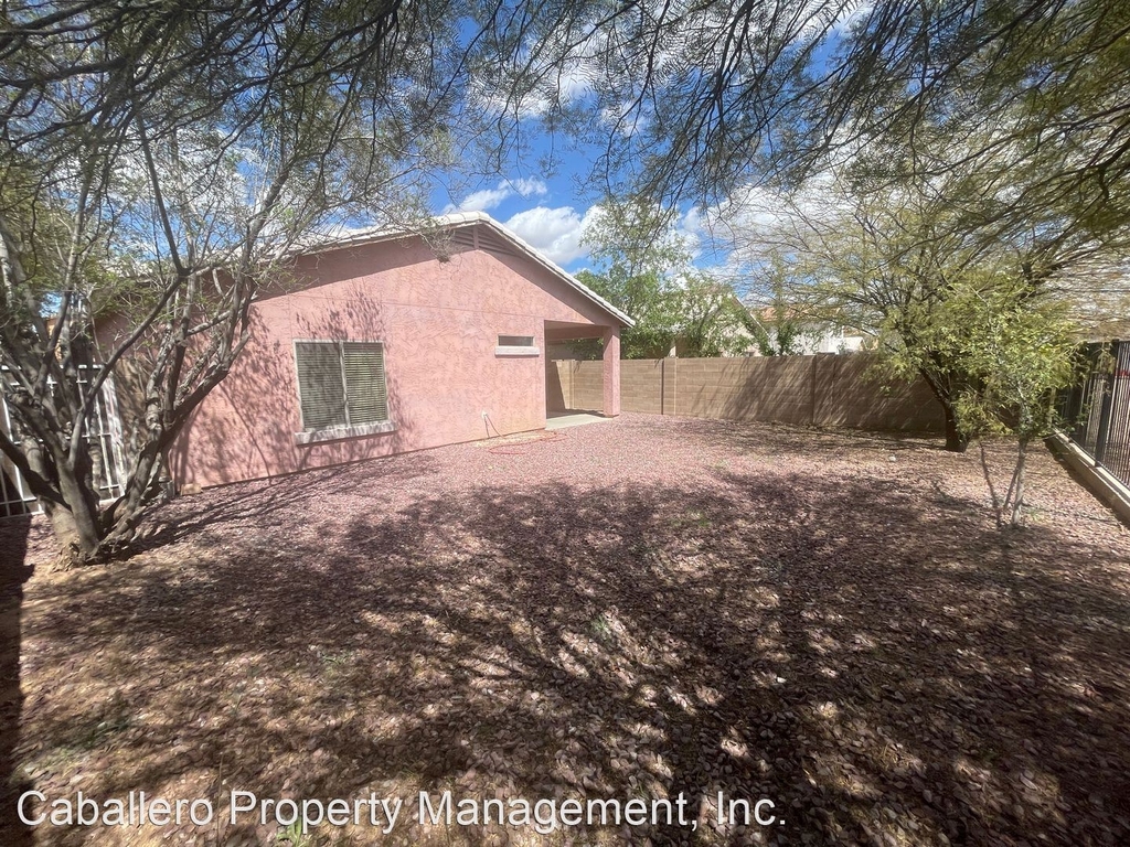 345 E. Dry Creek - Photo 43