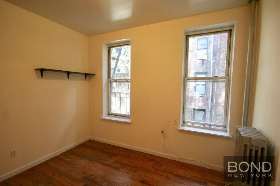 431 East 9th Street - Photo 0