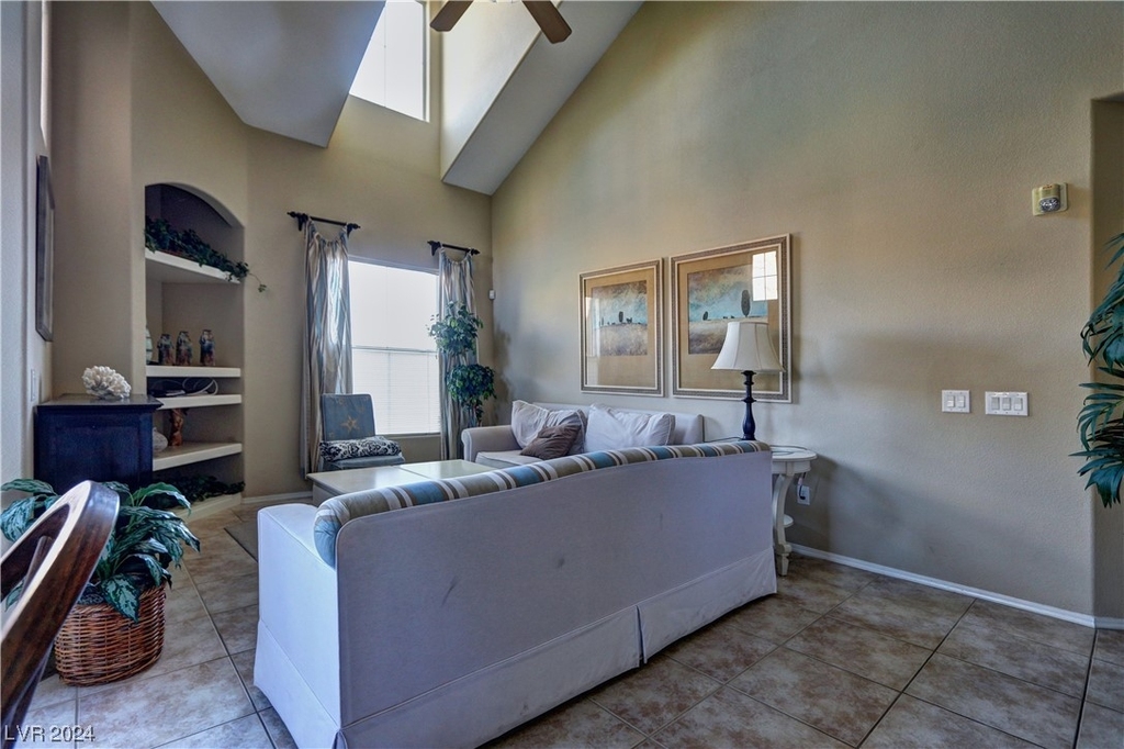 3975 N Hualapai Way - Photo 3