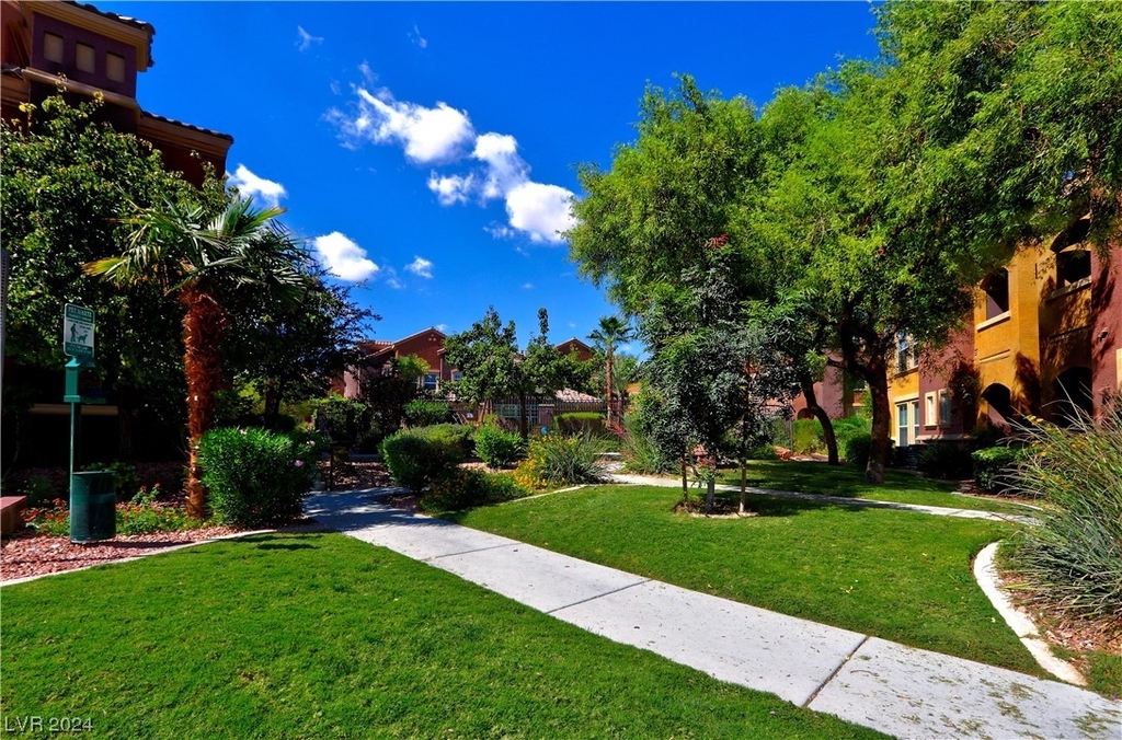 3975 N Hualapai Way - Photo 23