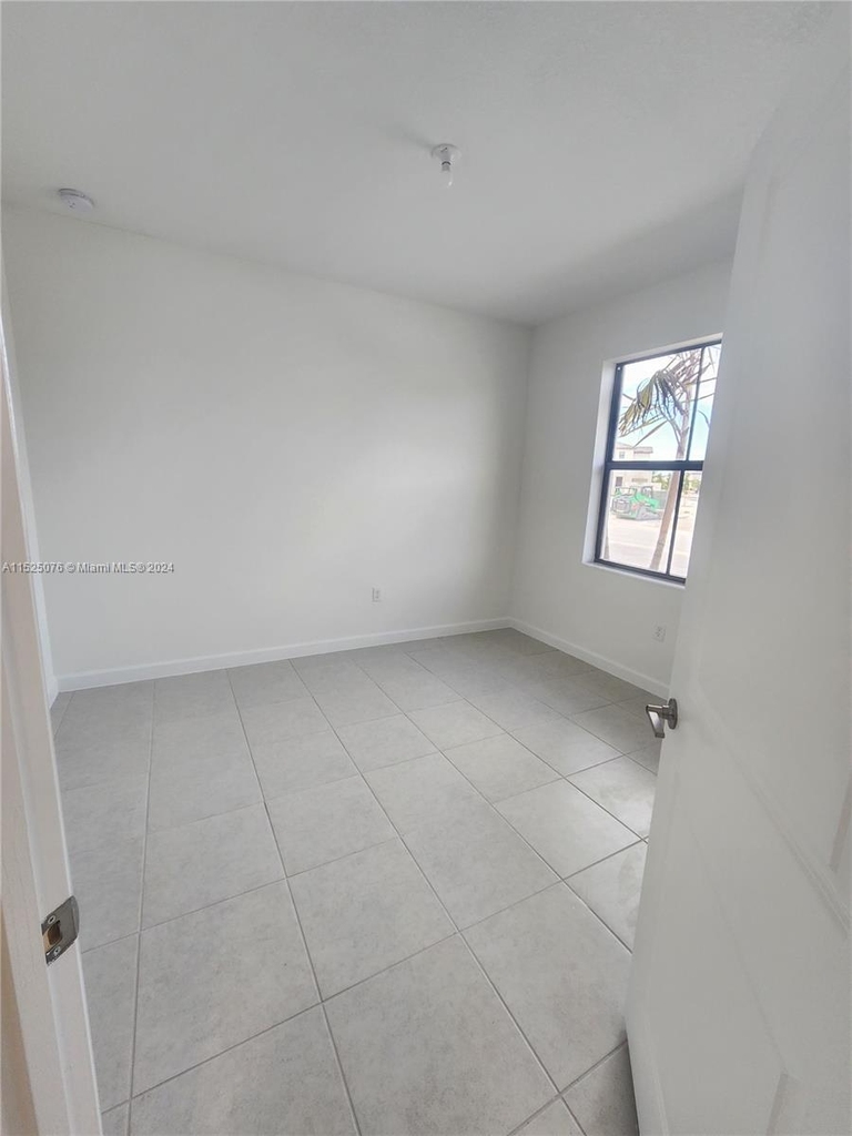 23331 Sw 128th Ave - Photo 10