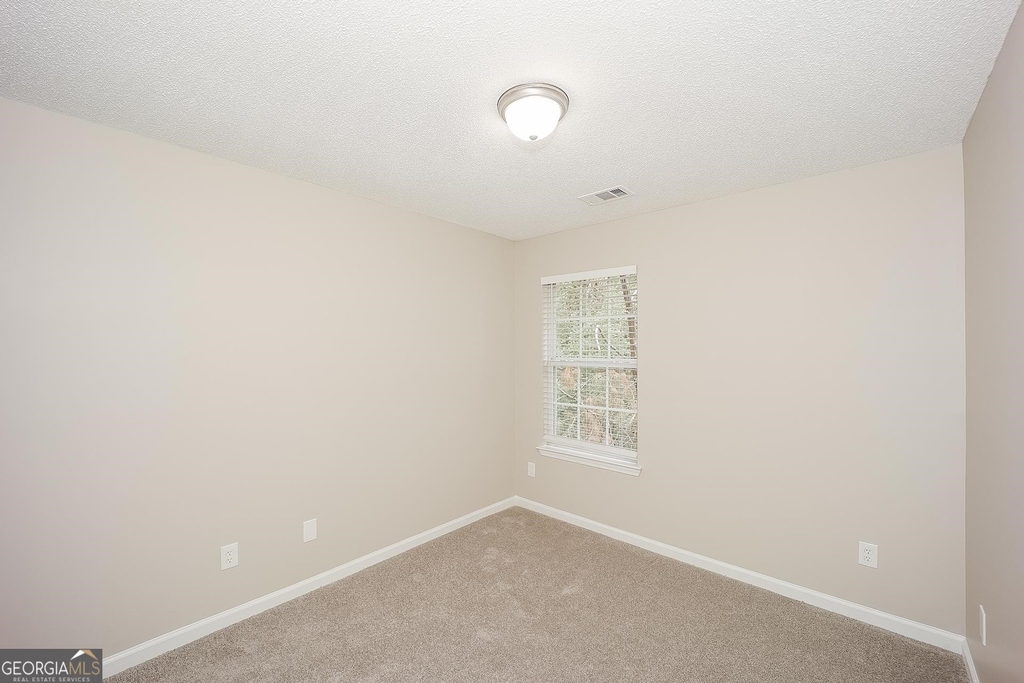 7624 Creekside Lane - Photo 9