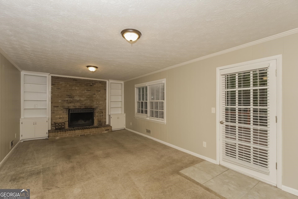 4008 Pinehurst Place - Photo 1