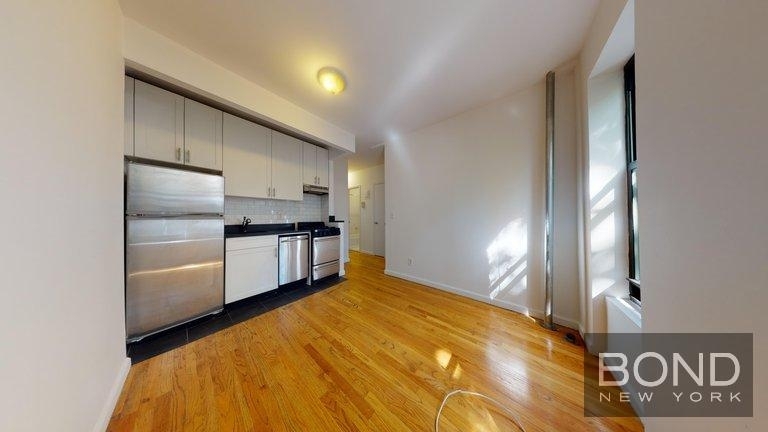 222 East 85th Street - Photo 2