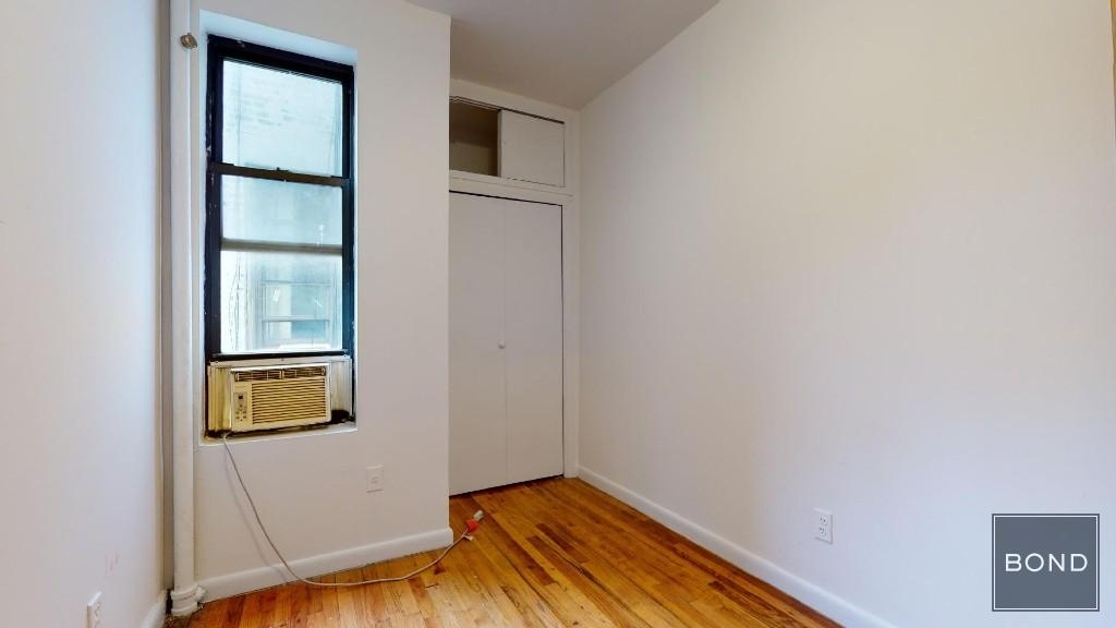 158 East 82 Street - Photo 6