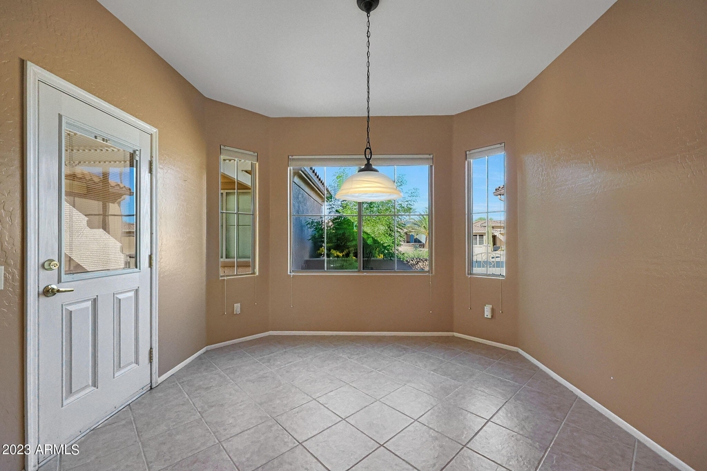 16563 W Isleta Court - Photo 15