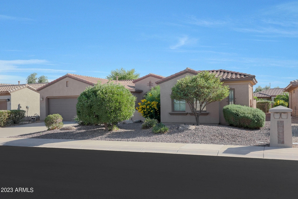 16563 W Isleta Court - Photo 3