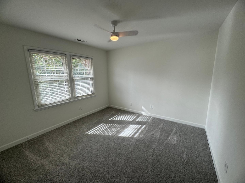 1204 Hillwood Court - Photo 12