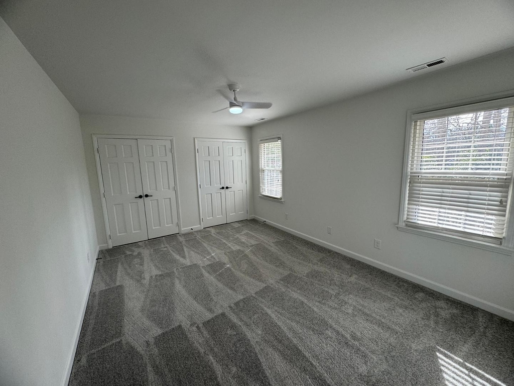 1204 Hillwood Court - Photo 11