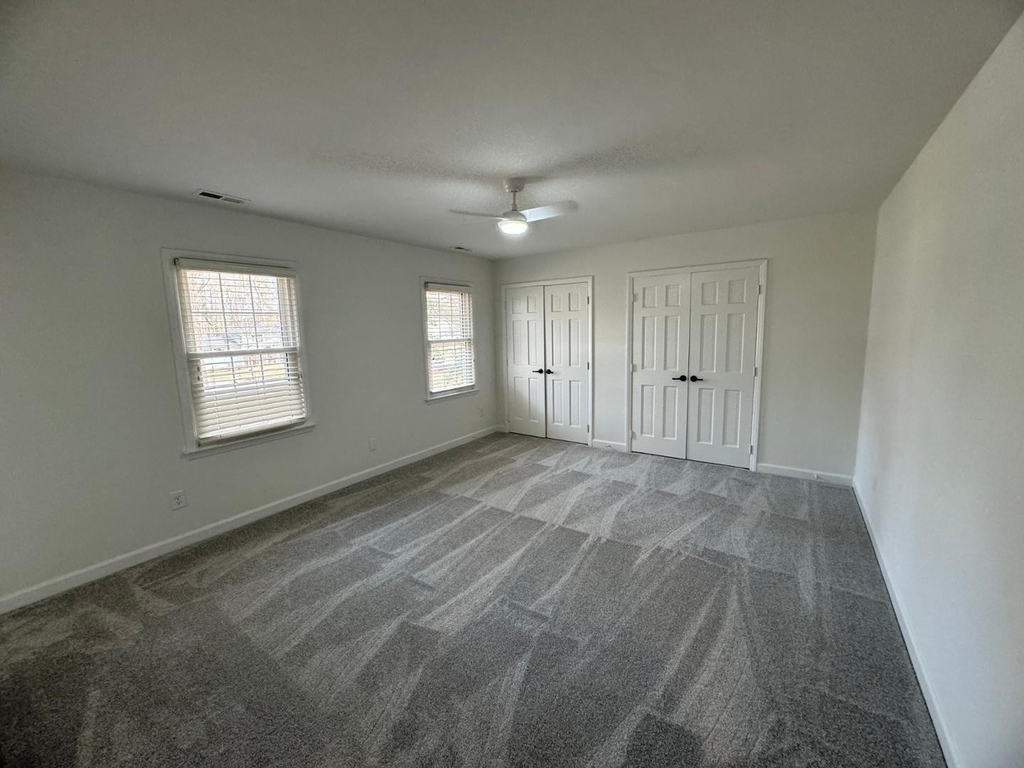 1204 Hillwood Court - Photo 9