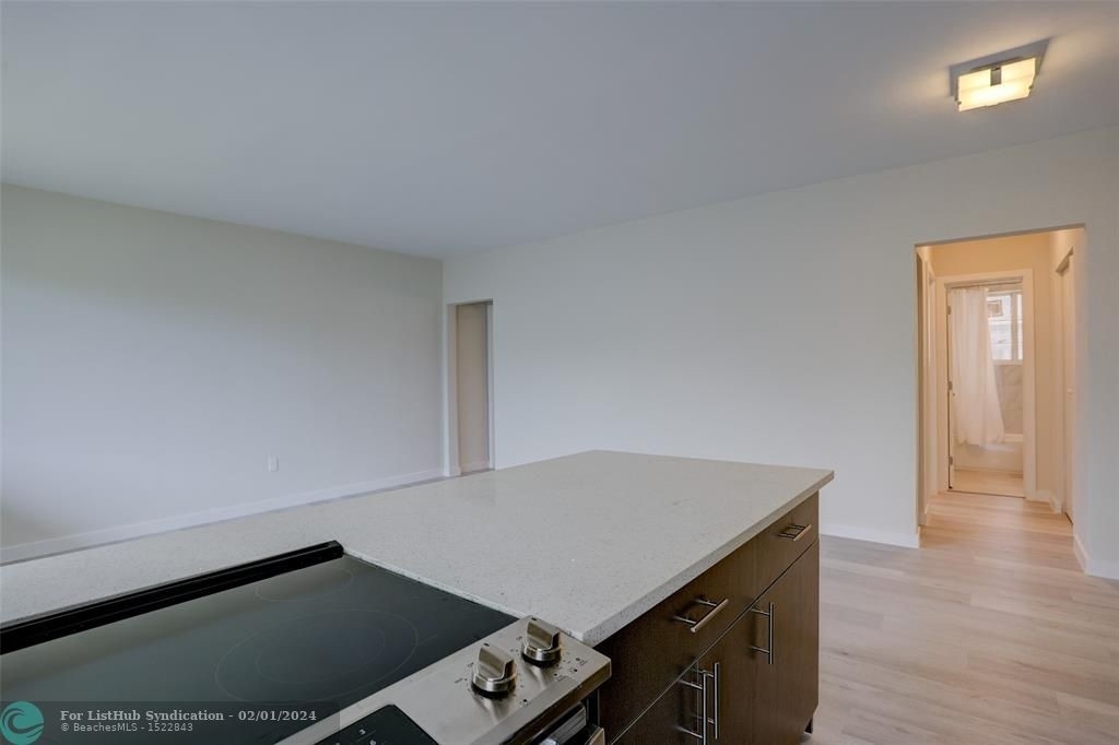 1535 Michigan Ave - Photo 8