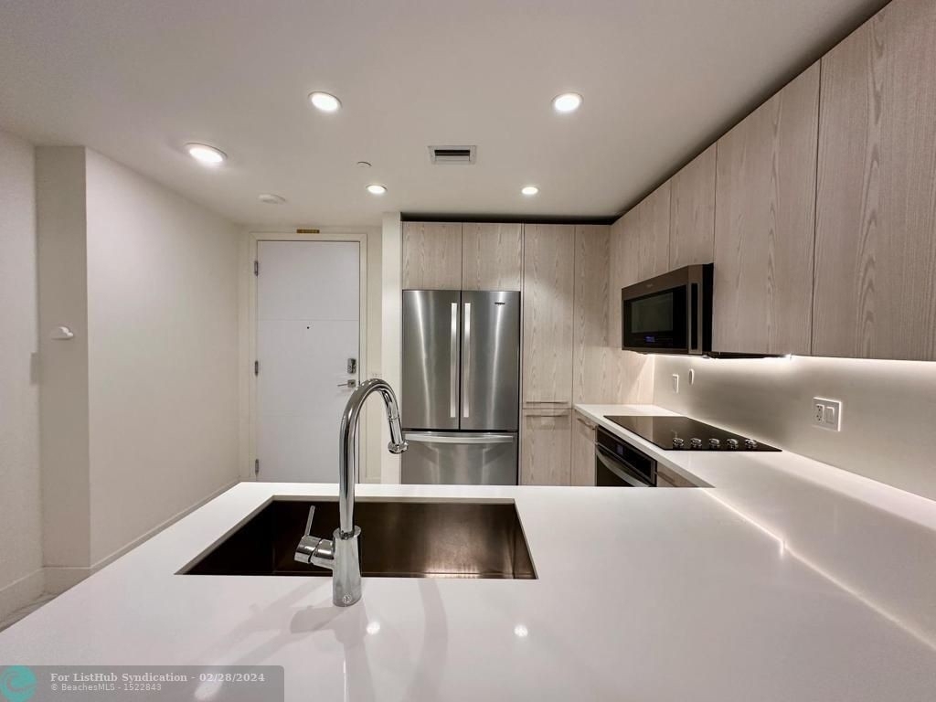 2000 Metropica Way - Photo 22