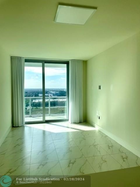 2000 Metropica Way - Photo 4