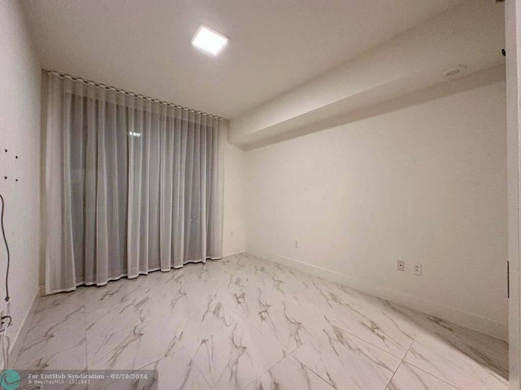 2000 Metropica Way - Photo 28