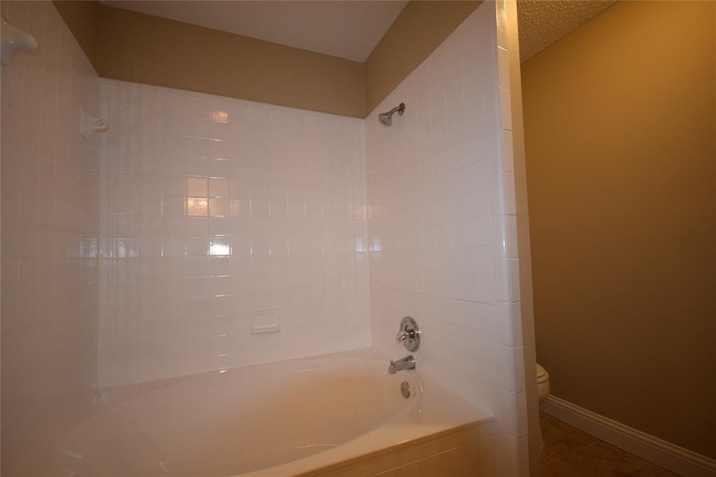 1334 Rosewood Lane - Photo 5