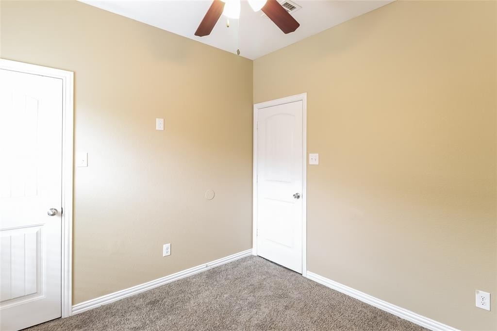 7640 Hollow Point Drive - Photo 11
