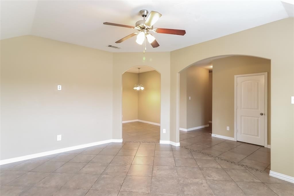 7640 Hollow Point Drive - Photo 2