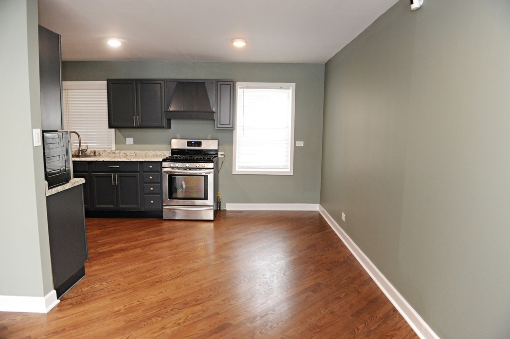 250 S Elmwood Avenue - Photo 7