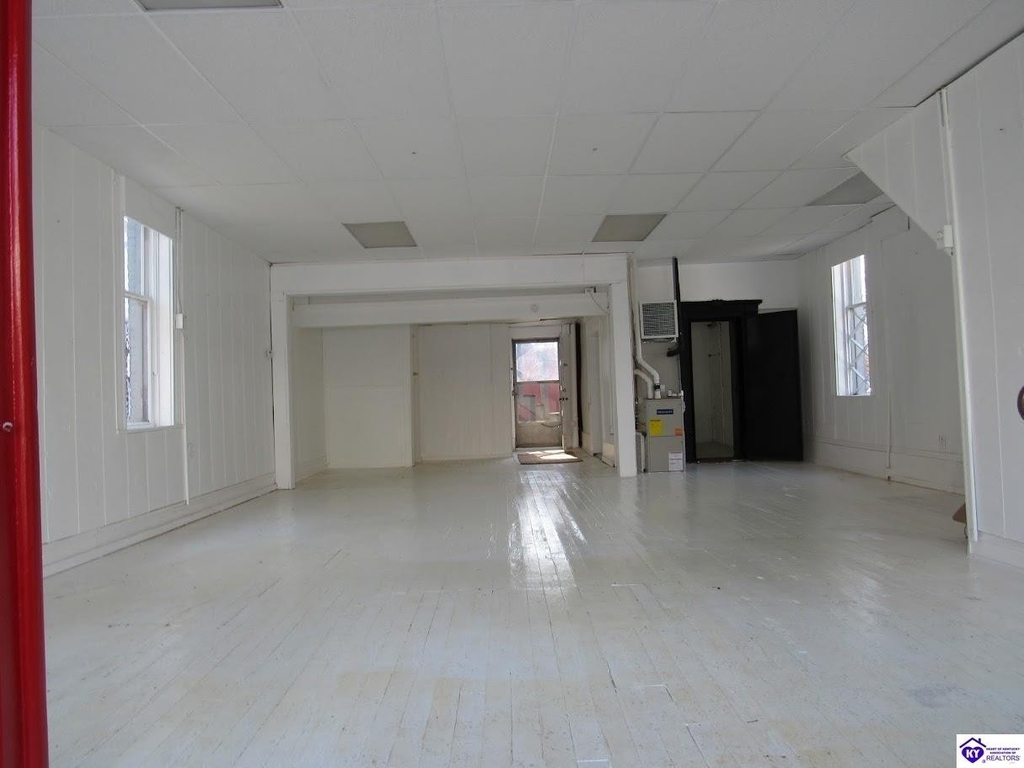 211 E Main Street - Photo 2