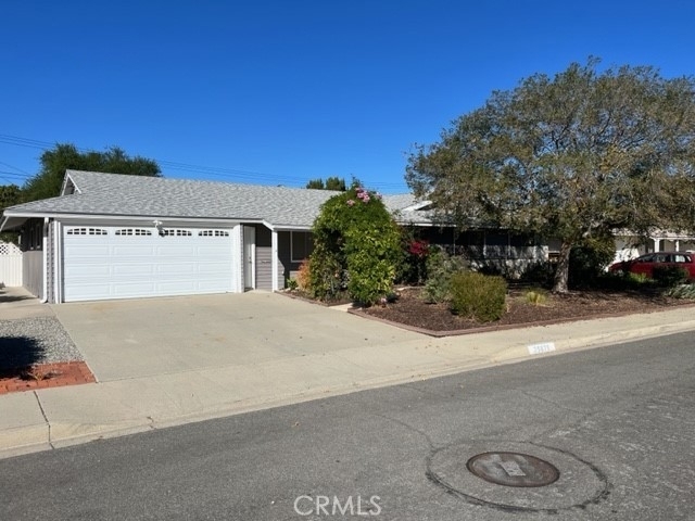 25870 Coombe Hill Drive - Photo 21