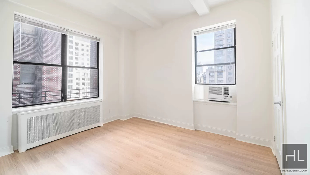 West 71 Street - Photo 2