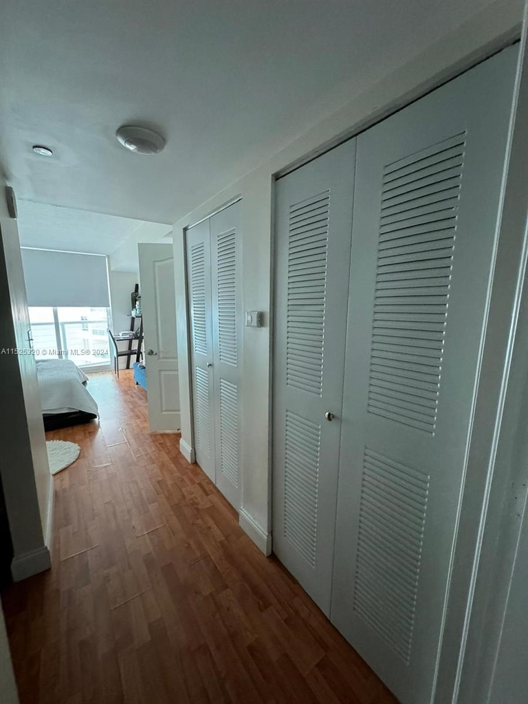 2101 Brickell Ave - Photo 35