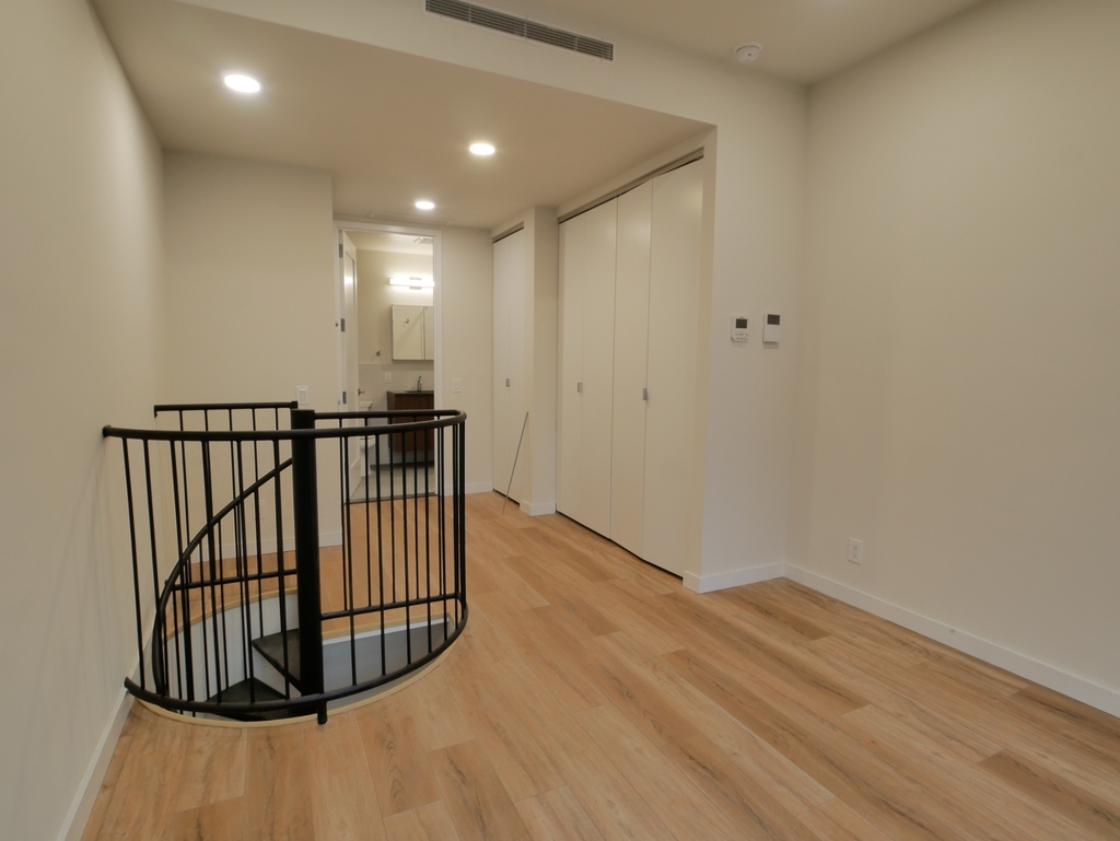 336 East 82nd Street - Photo 14