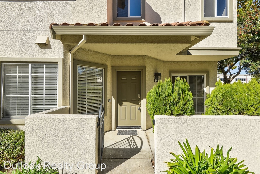 1253 Tea Rose Circle - Photo 1