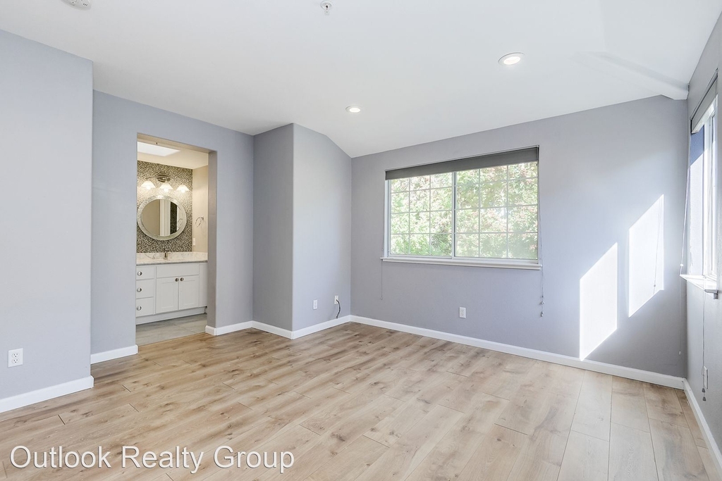 1253 Tea Rose Circle - Photo 12