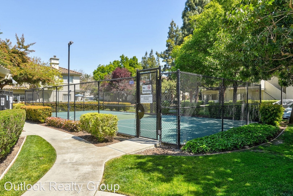 1253 Tea Rose Circle - Photo 19